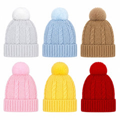 Gorro tejido con pompón
